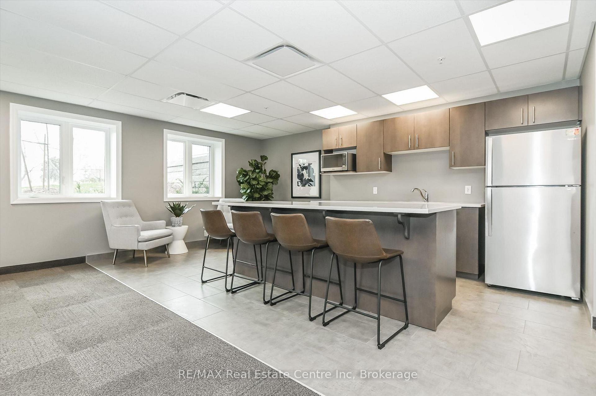 Photo 12 of Unit 106, 104 Summit Ridge Drive, Guelph, Grange Road — HOMEH