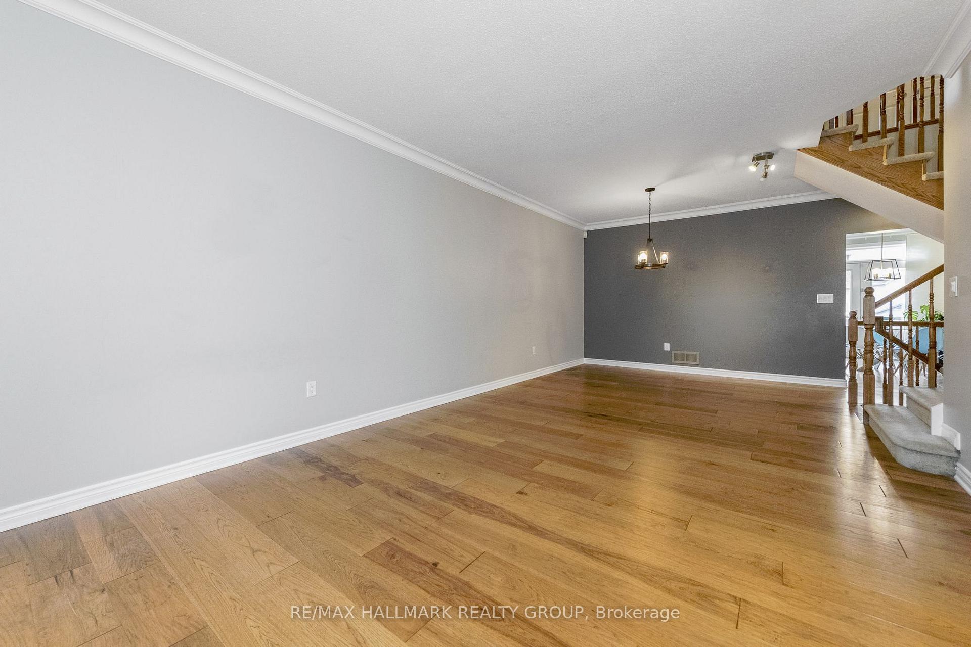 Photo 7 of 146 Whernside Terrace, Ottawa, Kanata - Morgan's Grant/South March — HOMEH
