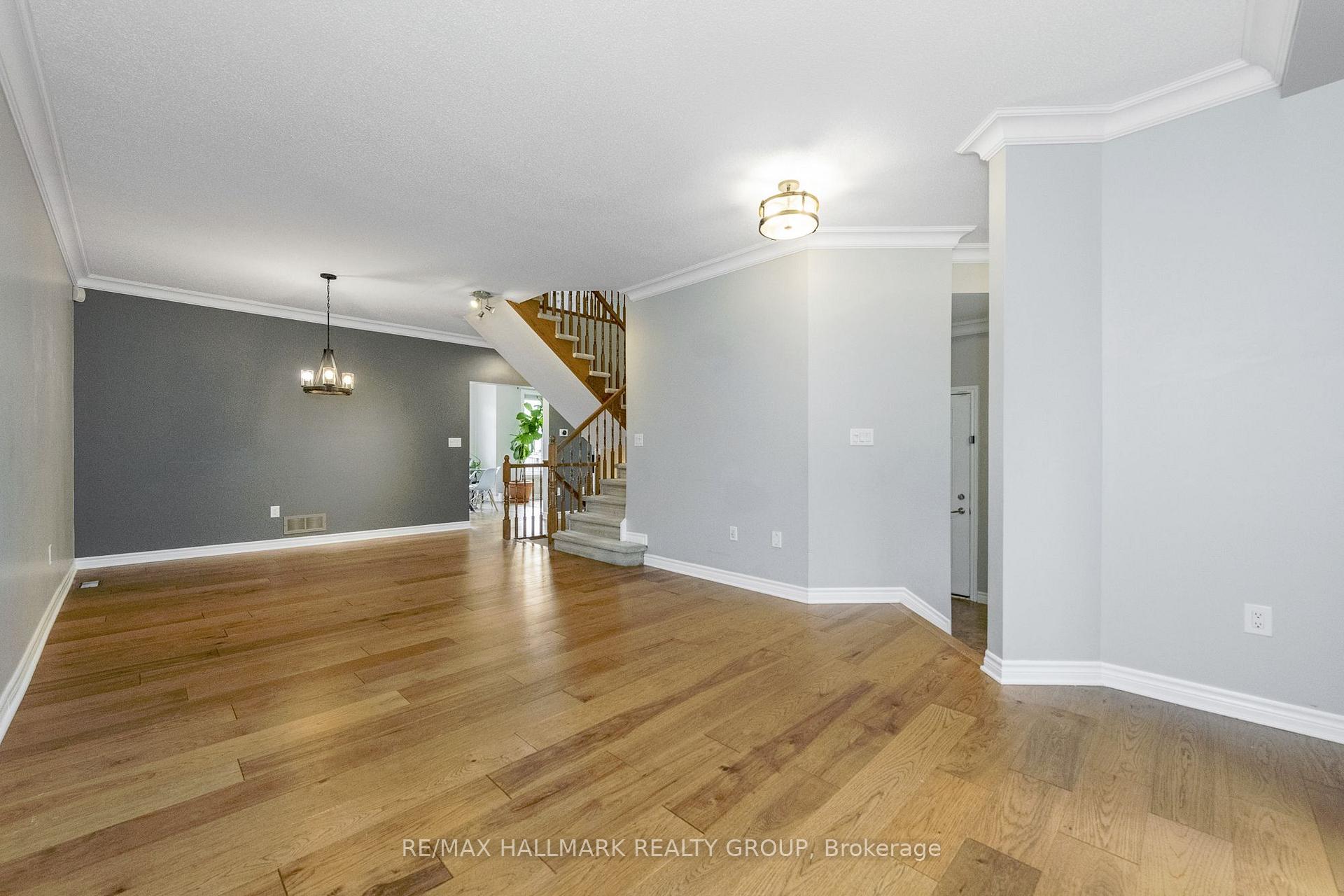 Photo 6 of 146 Whernside Terrace, Ottawa, Kanata - Morgan's Grant/South March — HOMEH