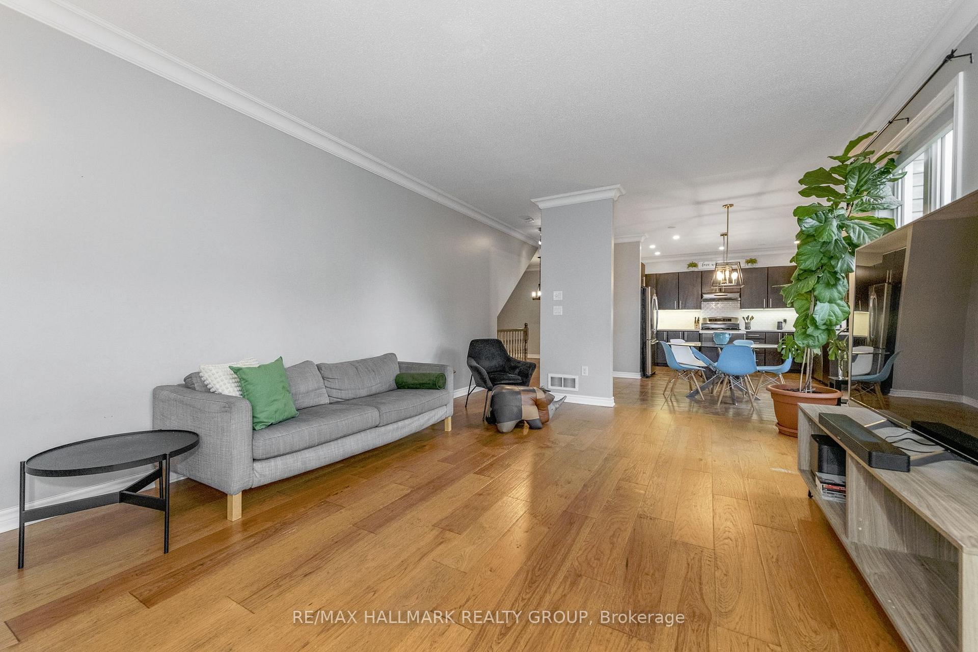 Photo 32 of 146 Whernside Terrace, Ottawa, Kanata - Morgan's Grant/South March — HOMEH