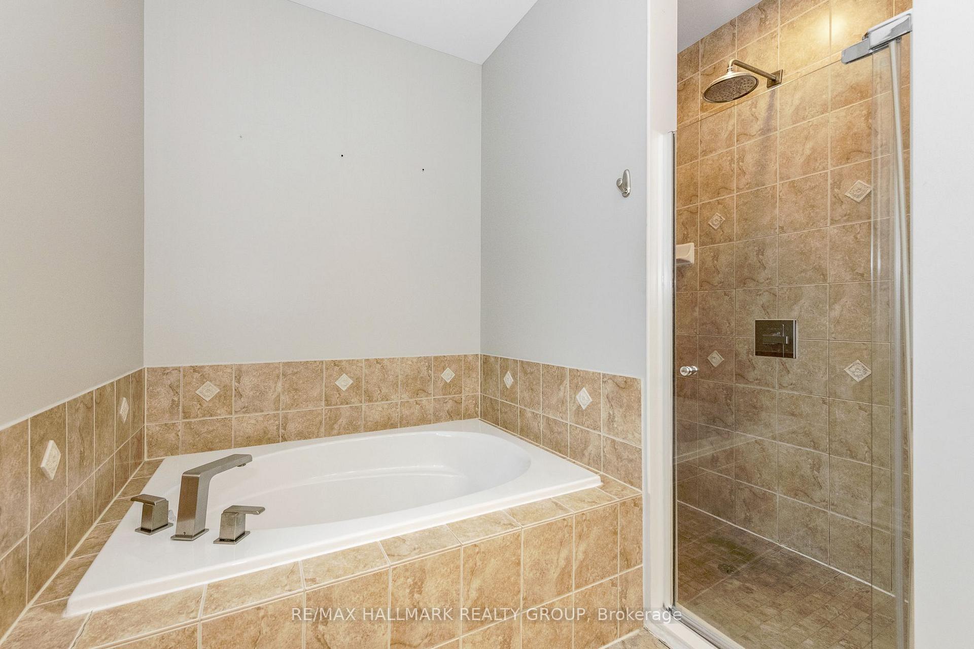 Photo 33 of 146 Whernside Terrace, Ottawa, Kanata - Morgan's Grant/South March — HOMEH
