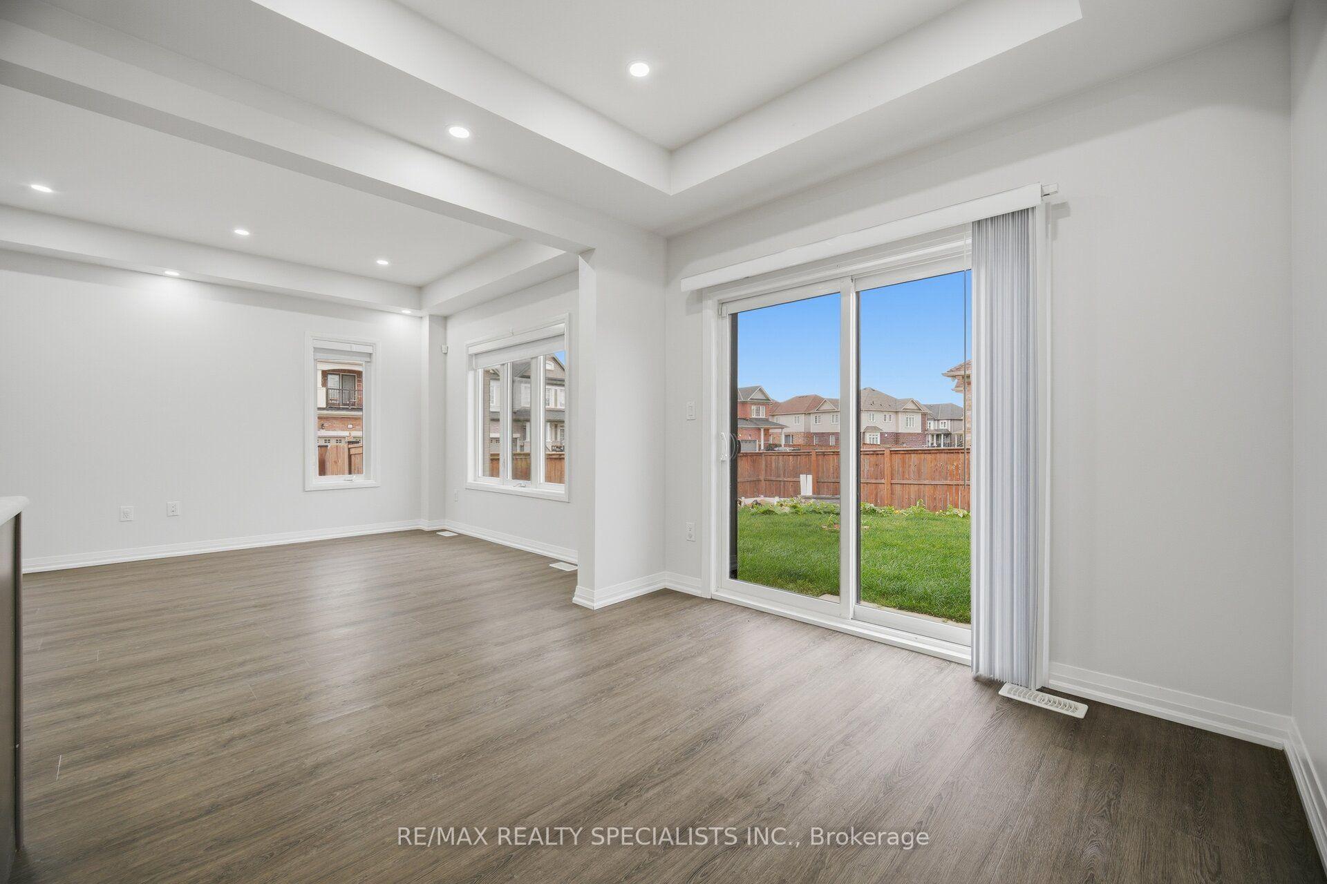 Photo 12 of 4259 Shuttleworth Drive, Niagara Falls, Lyons Creek — HOMEH