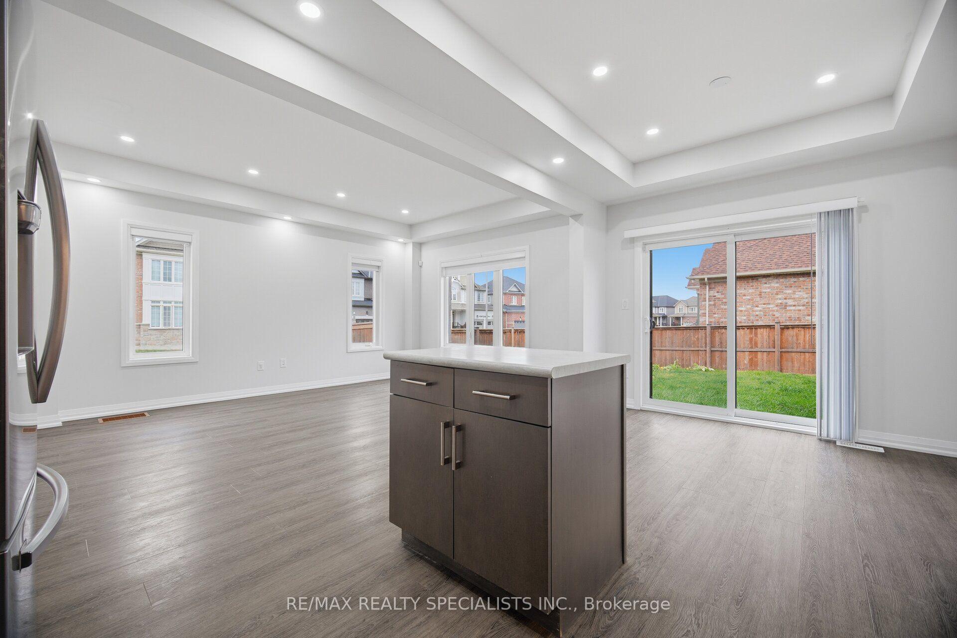 Photo 15 of 4259 Shuttleworth Drive, Niagara Falls, Lyons Creek — HOMEH