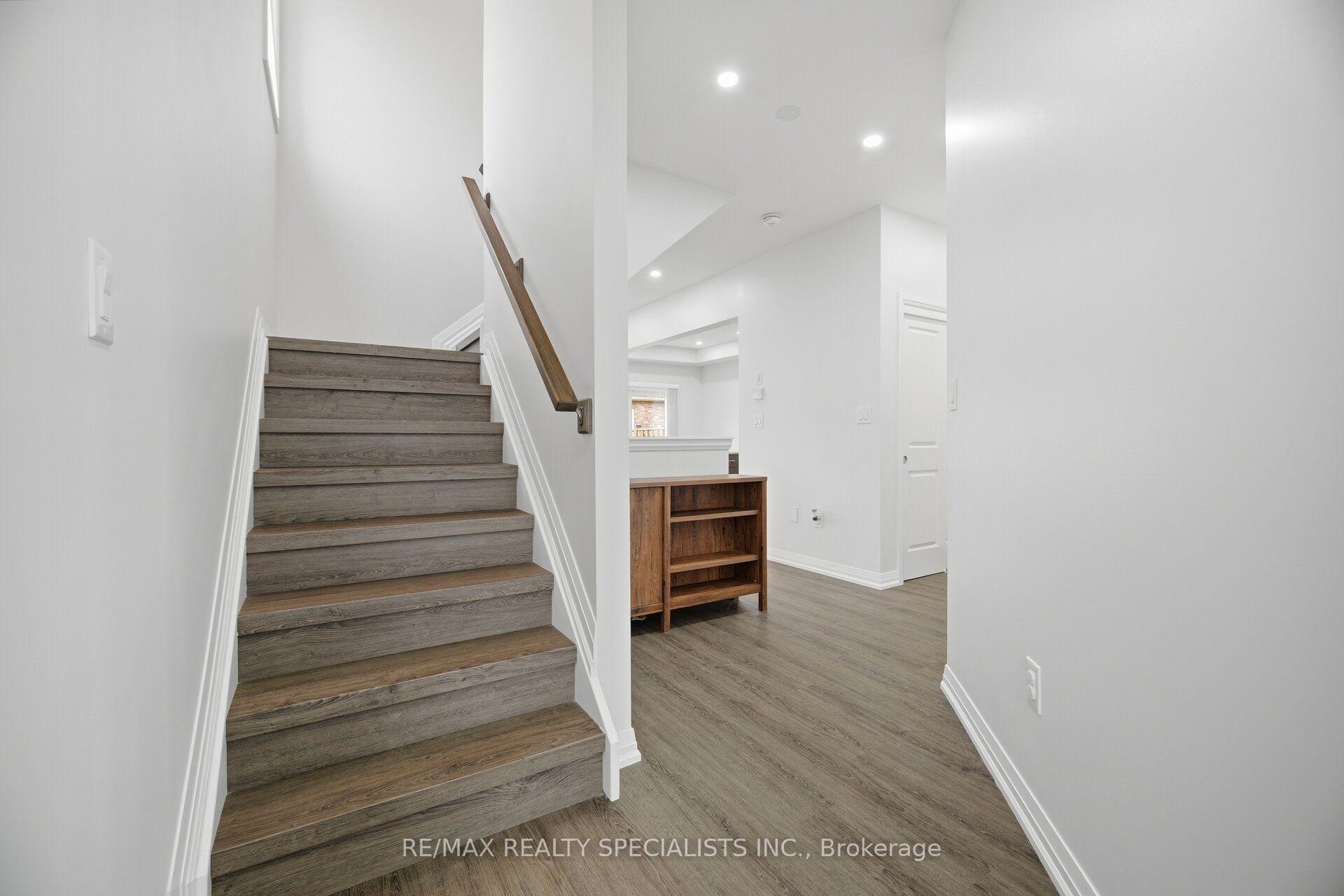 Photo 17 of 4259 Shuttleworth Drive, Niagara Falls, Lyons Creek — HOMEH
