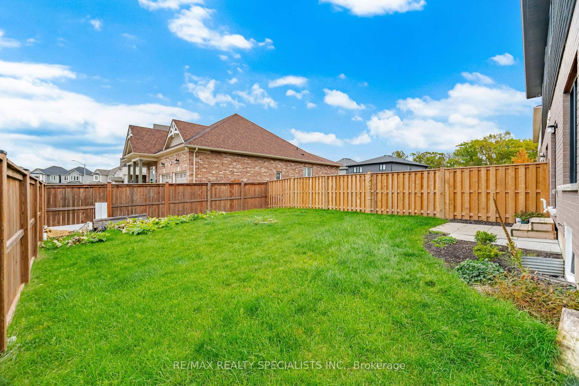 Photo 34 of 4259 Shuttleworth Drive, Niagara Falls, Lyons Creek — HOMEH