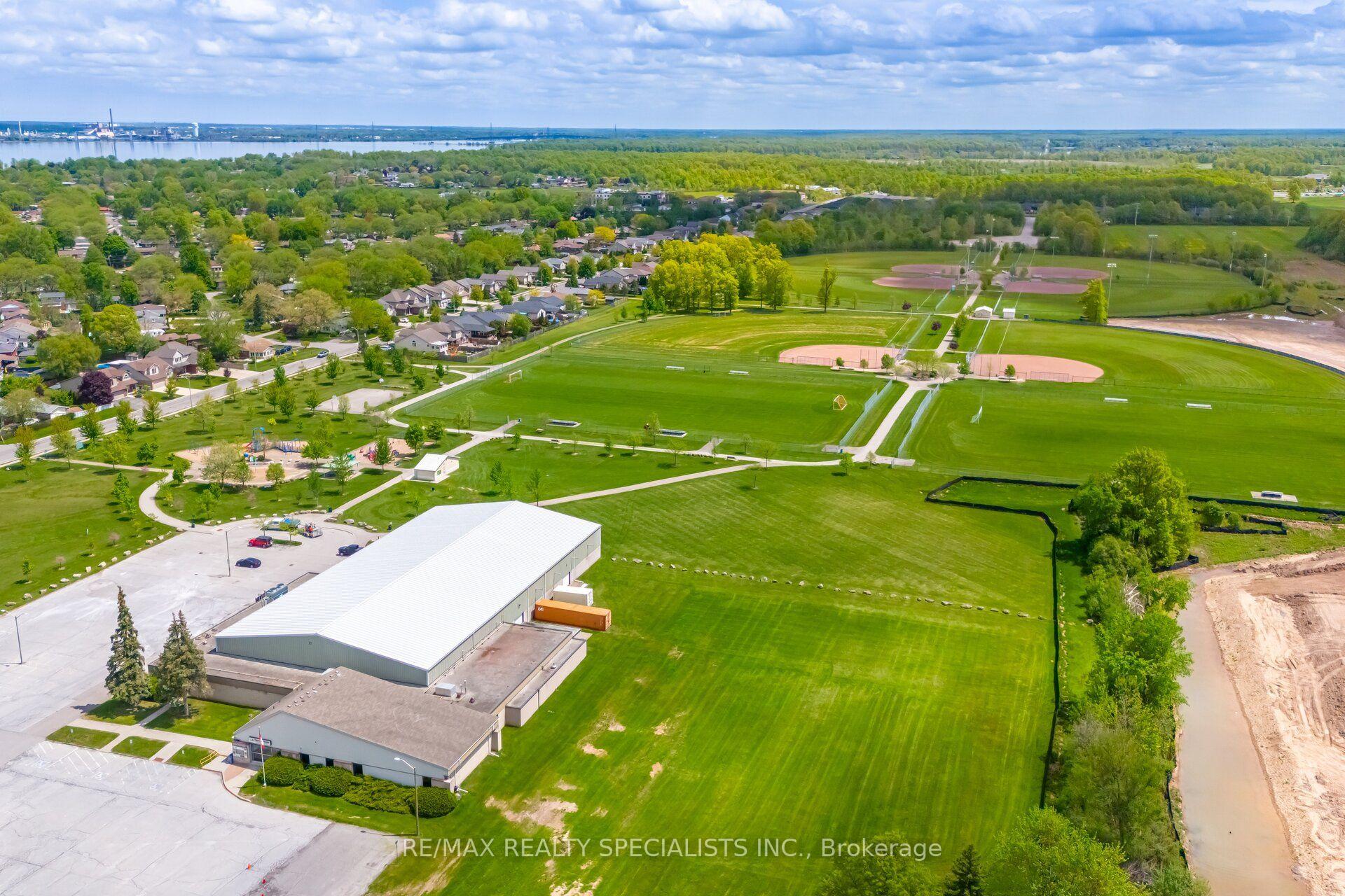 Photo 46 of 4259 Shuttleworth Drive, Niagara Falls, Lyons Creek — HOMEH