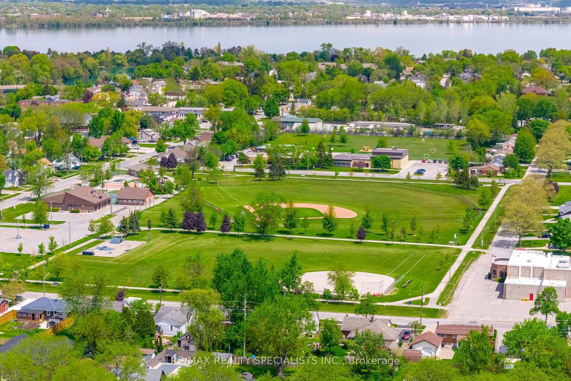 Photo 47 of 4259 Shuttleworth Drive, Niagara Falls, Lyons Creek — HOMEH