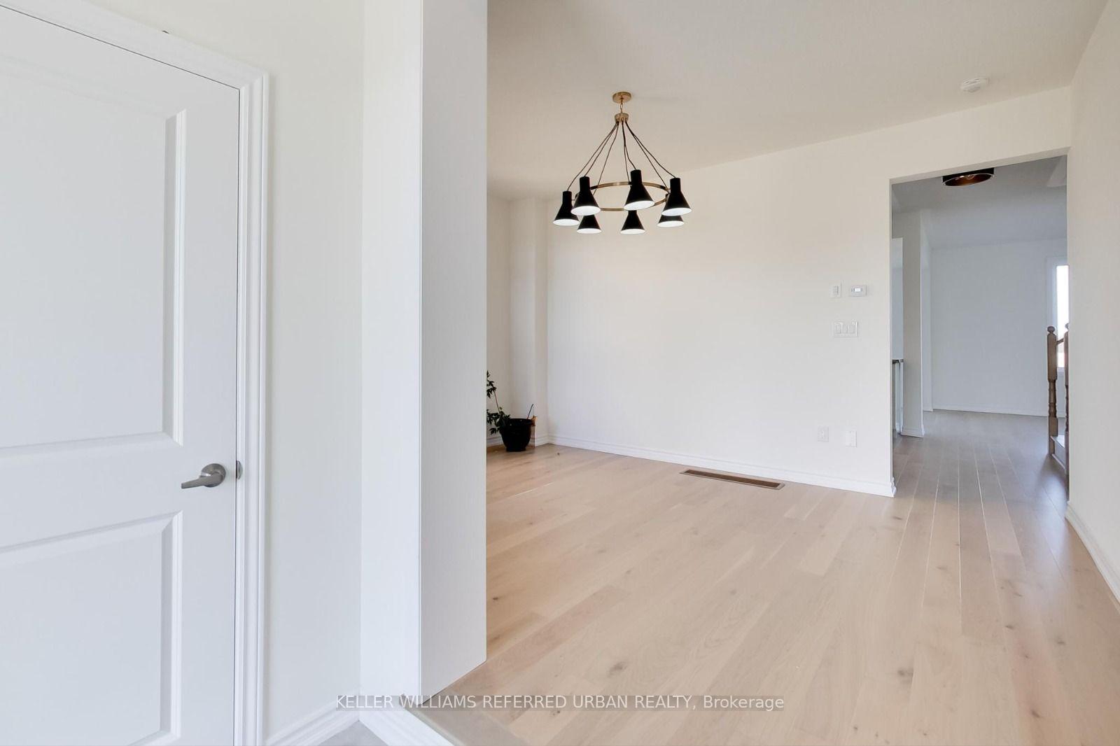 Photo 4 of 148 Union Boulevard, Wasaga Beach — HOMEH