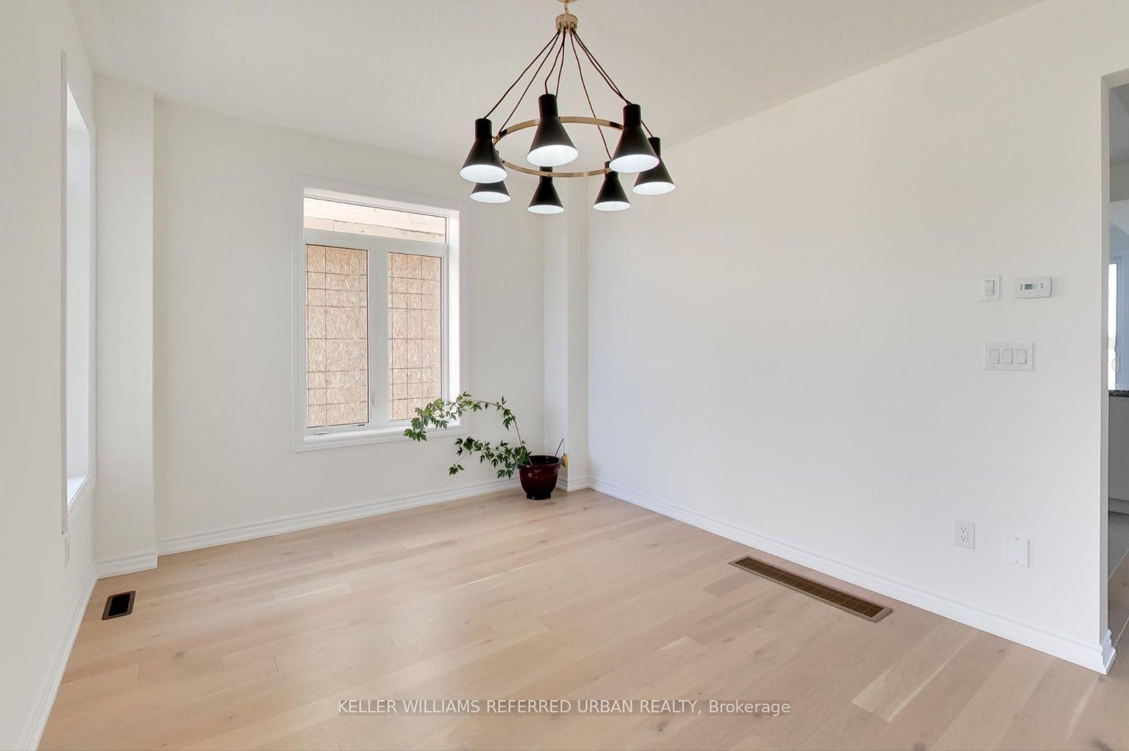 Photo 5 of 148 Union Boulevard, Wasaga Beach — HOMEH