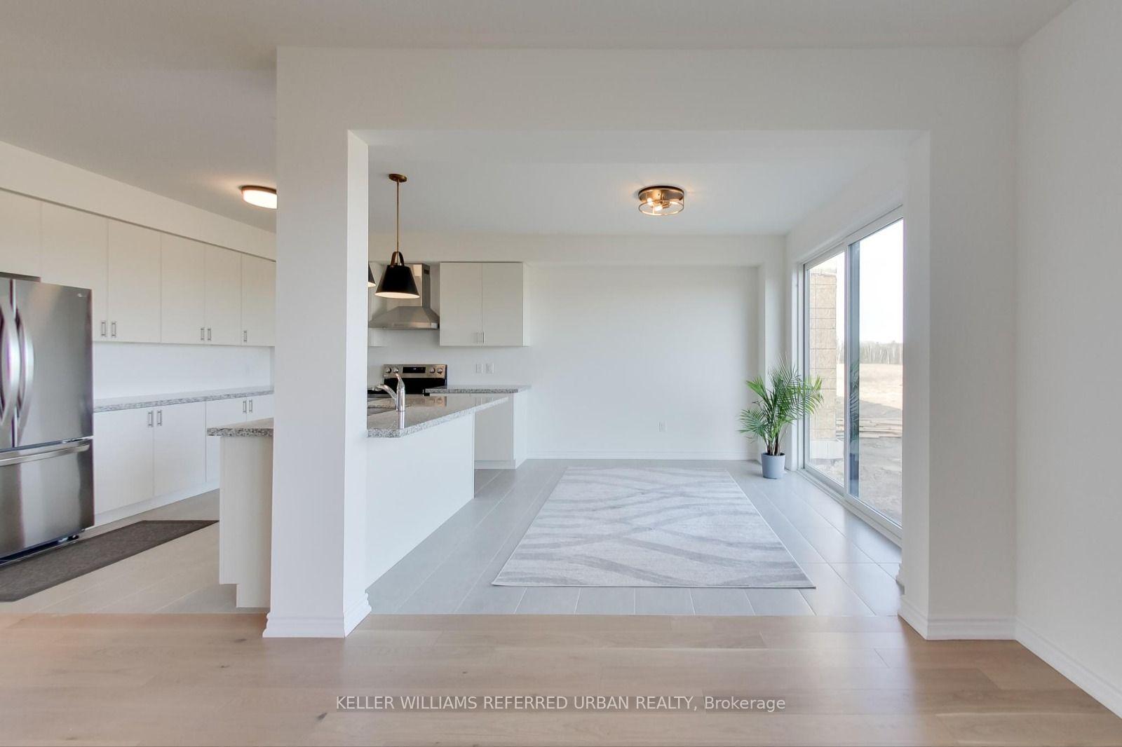 Photo 16 of 148 Union Boulevard, Wasaga Beach — HOMEH