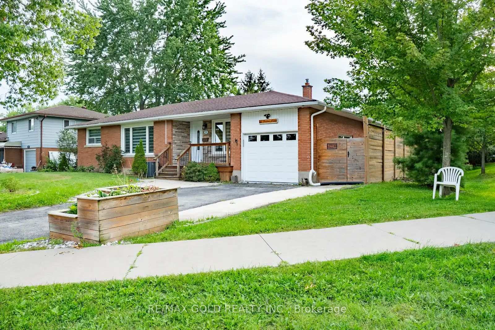 Photo 4 of 16 Braden Avenue, Welland, Prince Charles — HOMEH