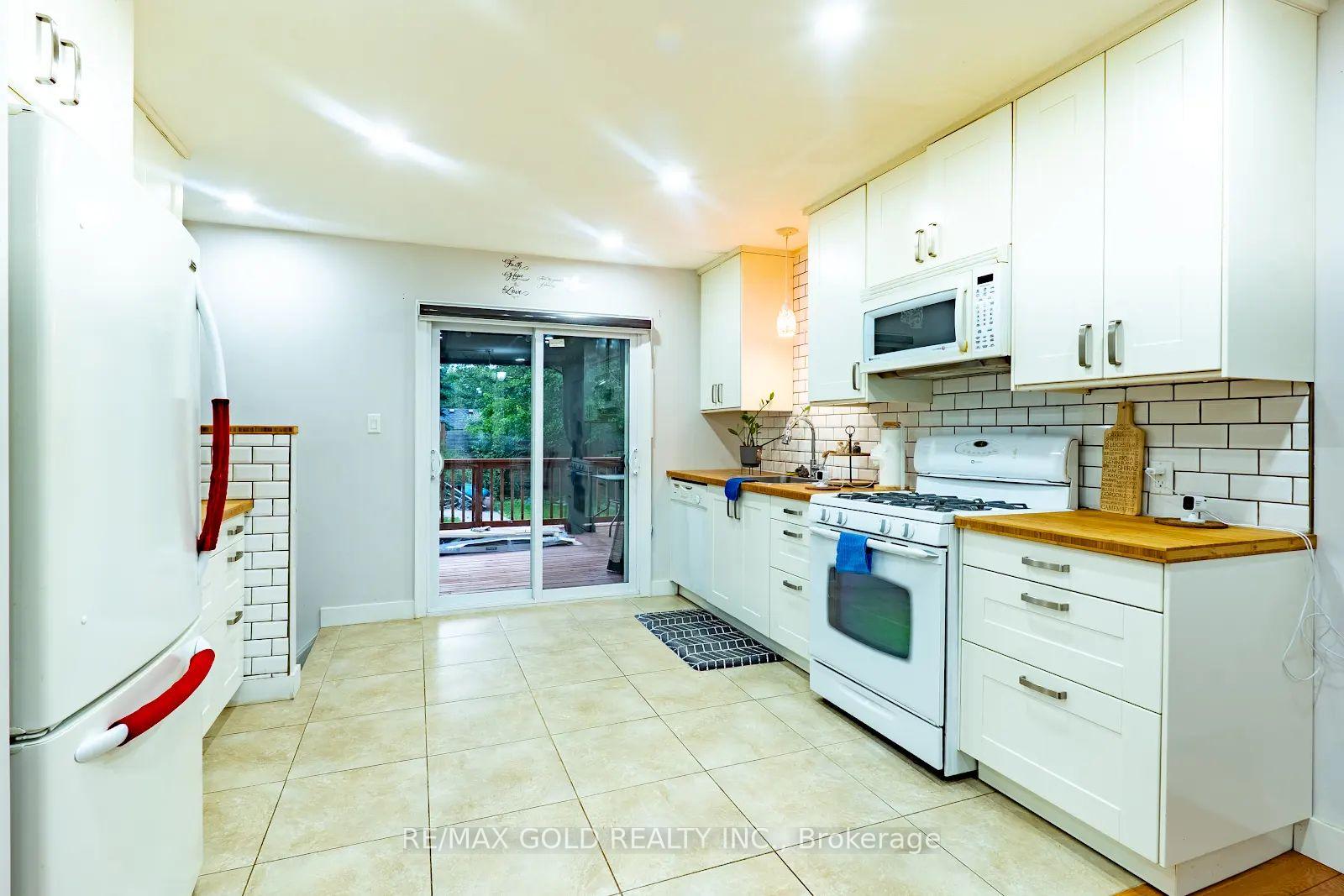 Photo 5 of 16 Braden Avenue, Welland, Prince Charles — HOMEH