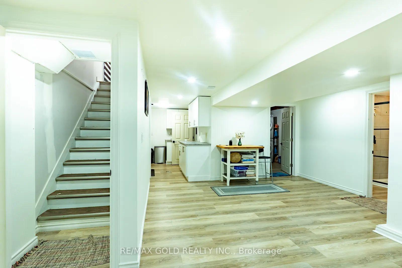 Photo 17 of 16 Braden Avenue, Welland, Prince Charles — HOMEH