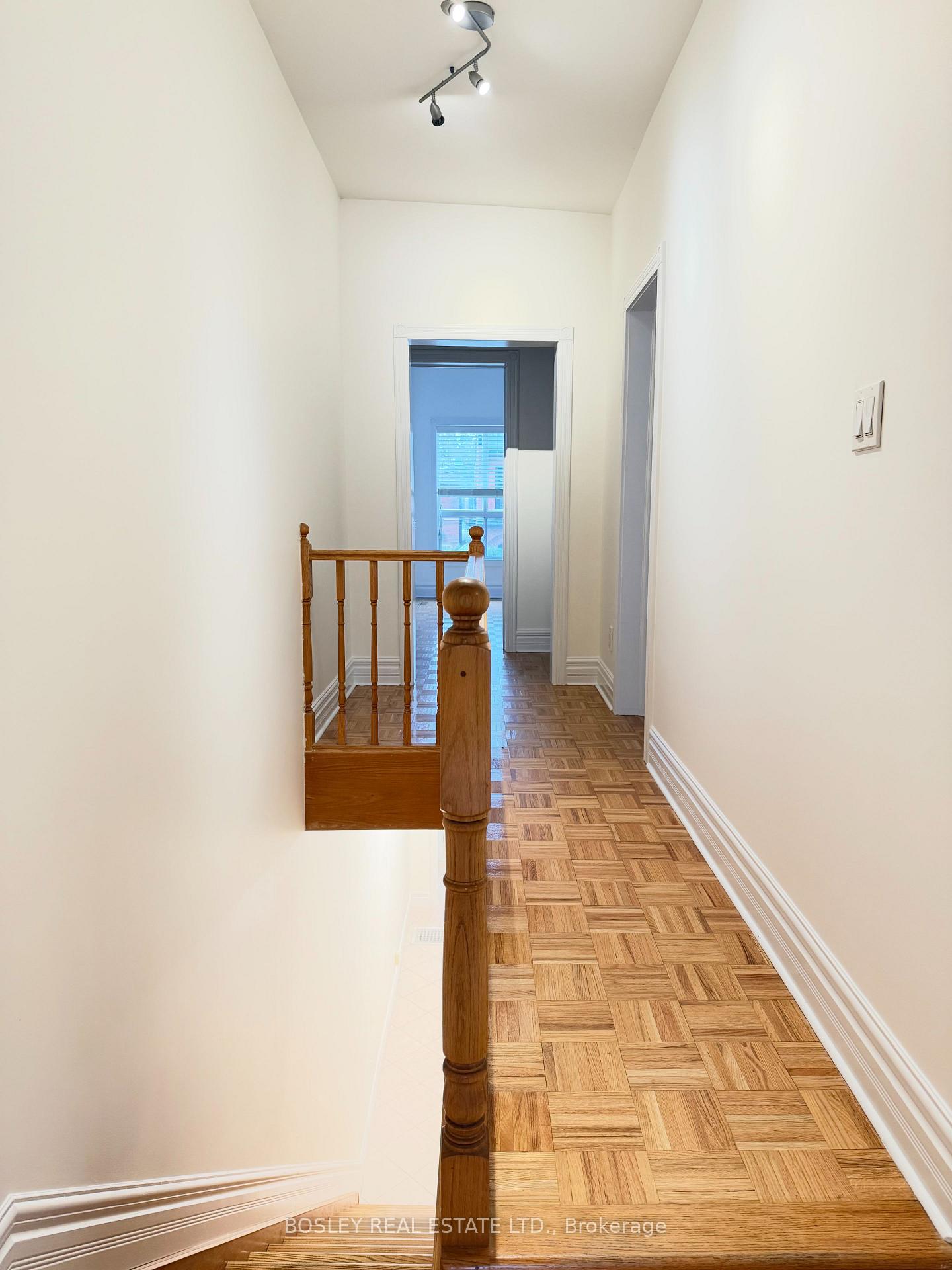 Photo 4 of Unit Upper, 260 Ossington Avenue, Toronto, Trinity-Bellwoods — HOMEH