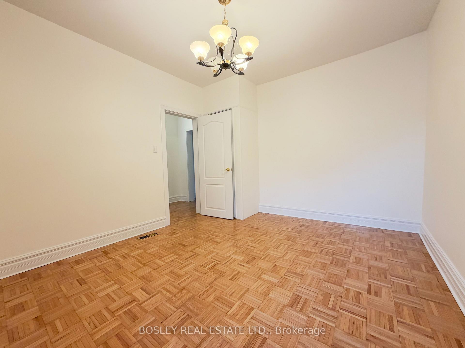 Photo 15 of Unit Upper, 260 Ossington Avenue, Toronto, Trinity-Bellwoods — HOMEH