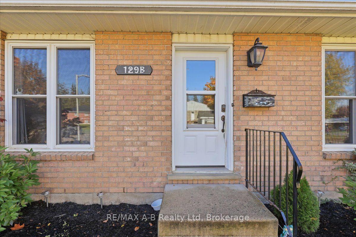 Photo 4 of Unit B, 129 Mitchell Court, West Perth, Mitchell — HOMEH