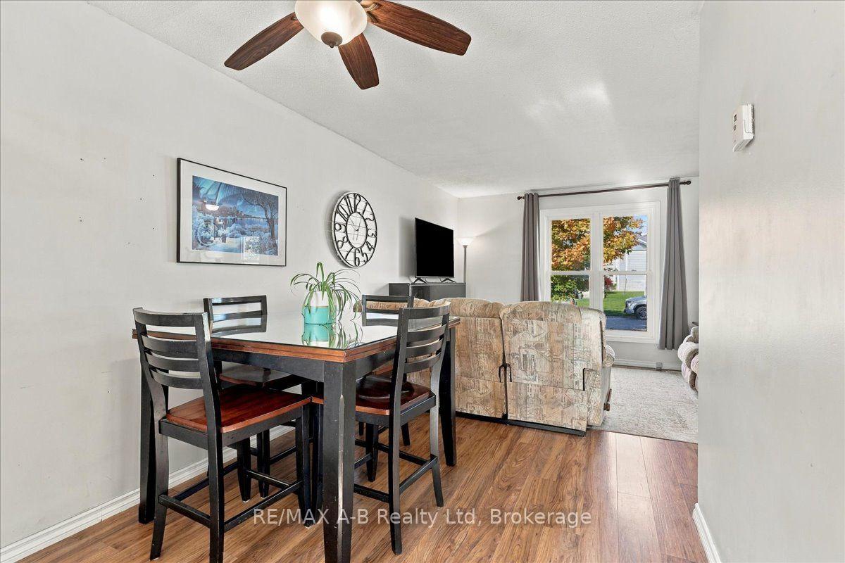 Photo 10 of Unit B, 129 Mitchell Court, West Perth, Mitchell — HOMEH