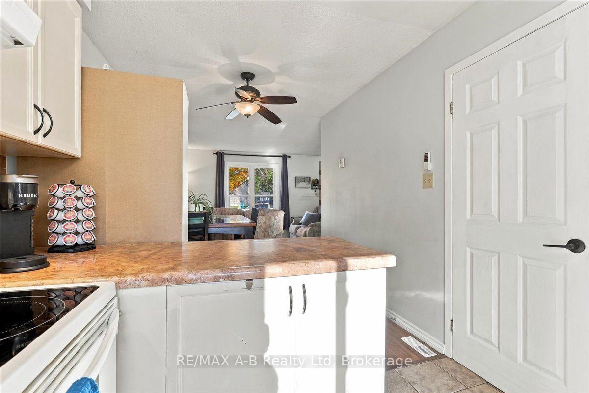 Photo 13 of Unit B, 129 Mitchell Court, West Perth, Mitchell — HOMEH