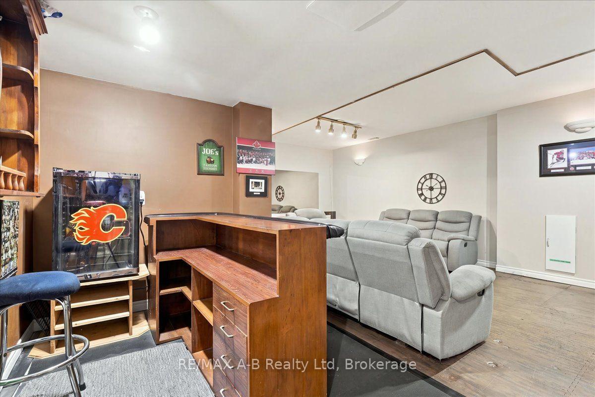 Photo 23 of Unit B, 129 Mitchell Court, West Perth, Mitchell — HOMEH