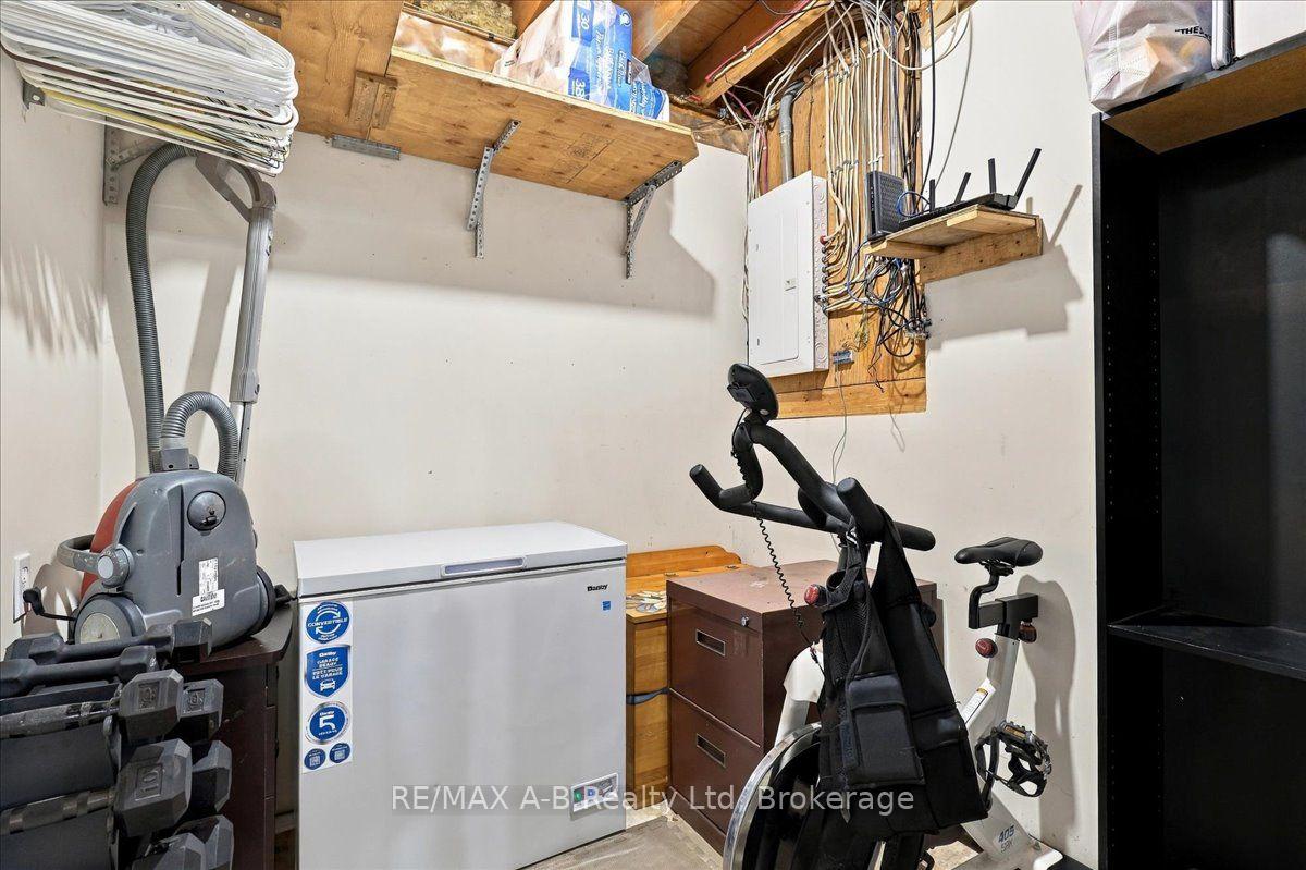Photo 27 of Unit B, 129 Mitchell Court, West Perth, Mitchell — HOMEH
