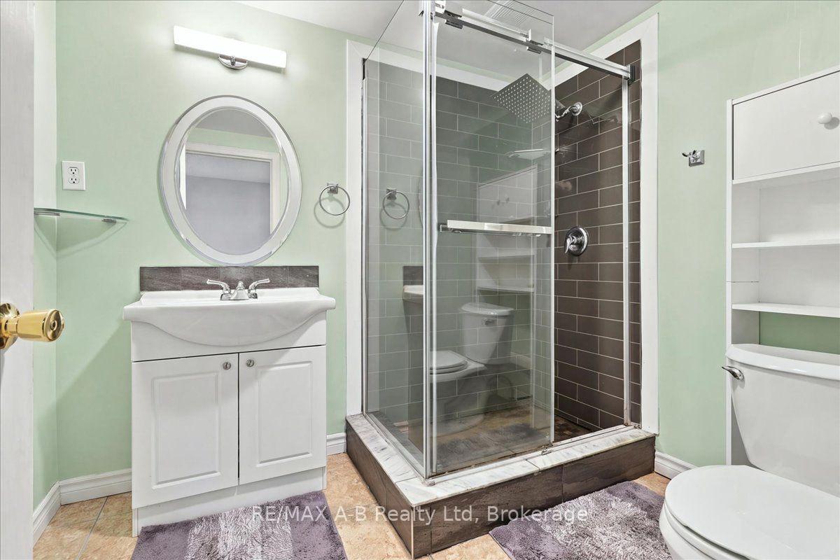 Photo 28 of Unit B, 129 Mitchell Court, West Perth, Mitchell — HOMEH