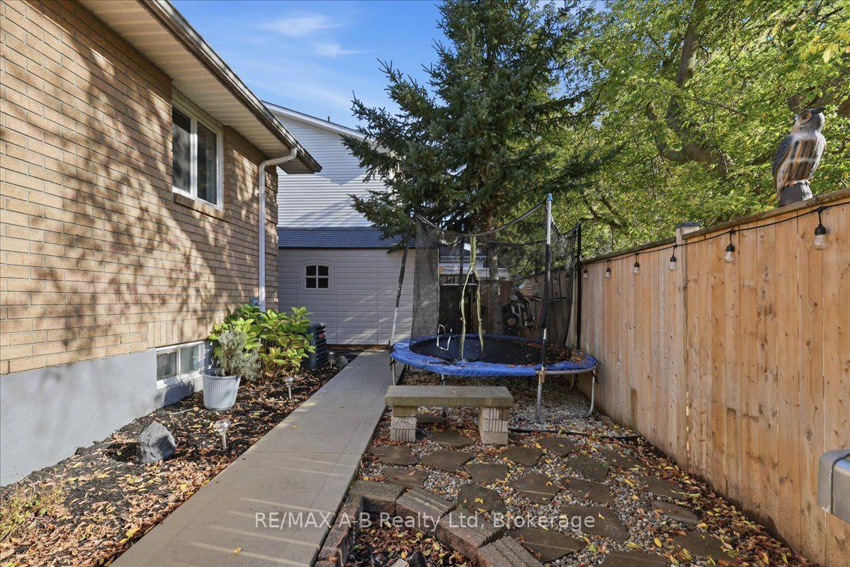 Photo 40 of Unit B, 129 Mitchell Court, West Perth, Mitchell — HOMEH