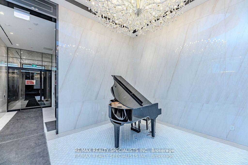 Photo 24 of Unit 1101, 8 Wellesley Street W, Toronto, Bay Street Corridor — HOMEH