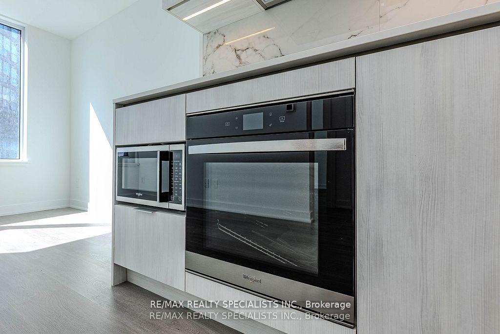 Photo 30 of Unit 1101, 8 Wellesley Street W, Toronto, Bay Street Corridor — HOMEH