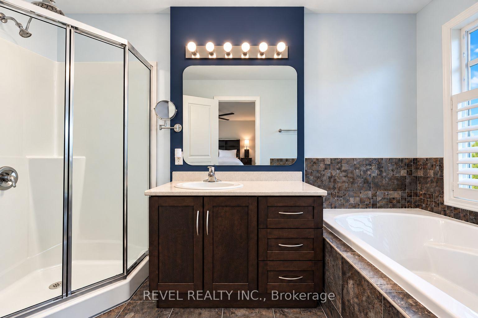 Photo 25 of 54 Encore Private, Ottawa, City View/Skyline/Fisher Heights/Parkwood Hills — HOMEH