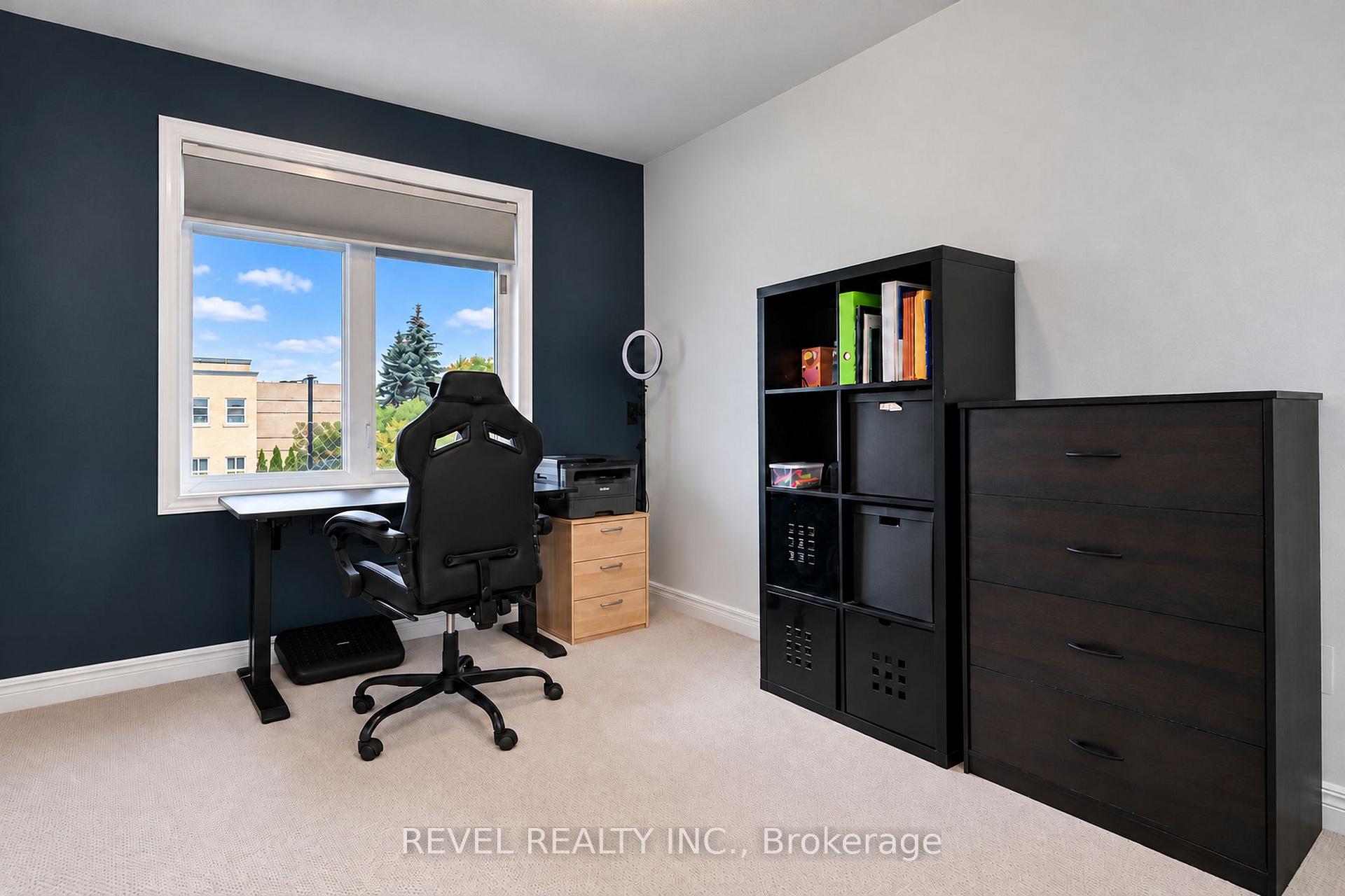 Photo 30 of 54 Encore Private, Ottawa, City View/Skyline/Fisher Heights/Parkwood Hills — HOMEH