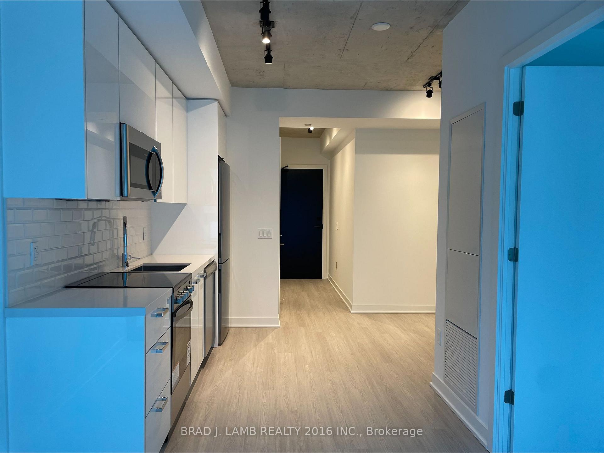 Photo 4 of Unit 1801, 284 King Street E, Toronto, Moss Park — HOMEH