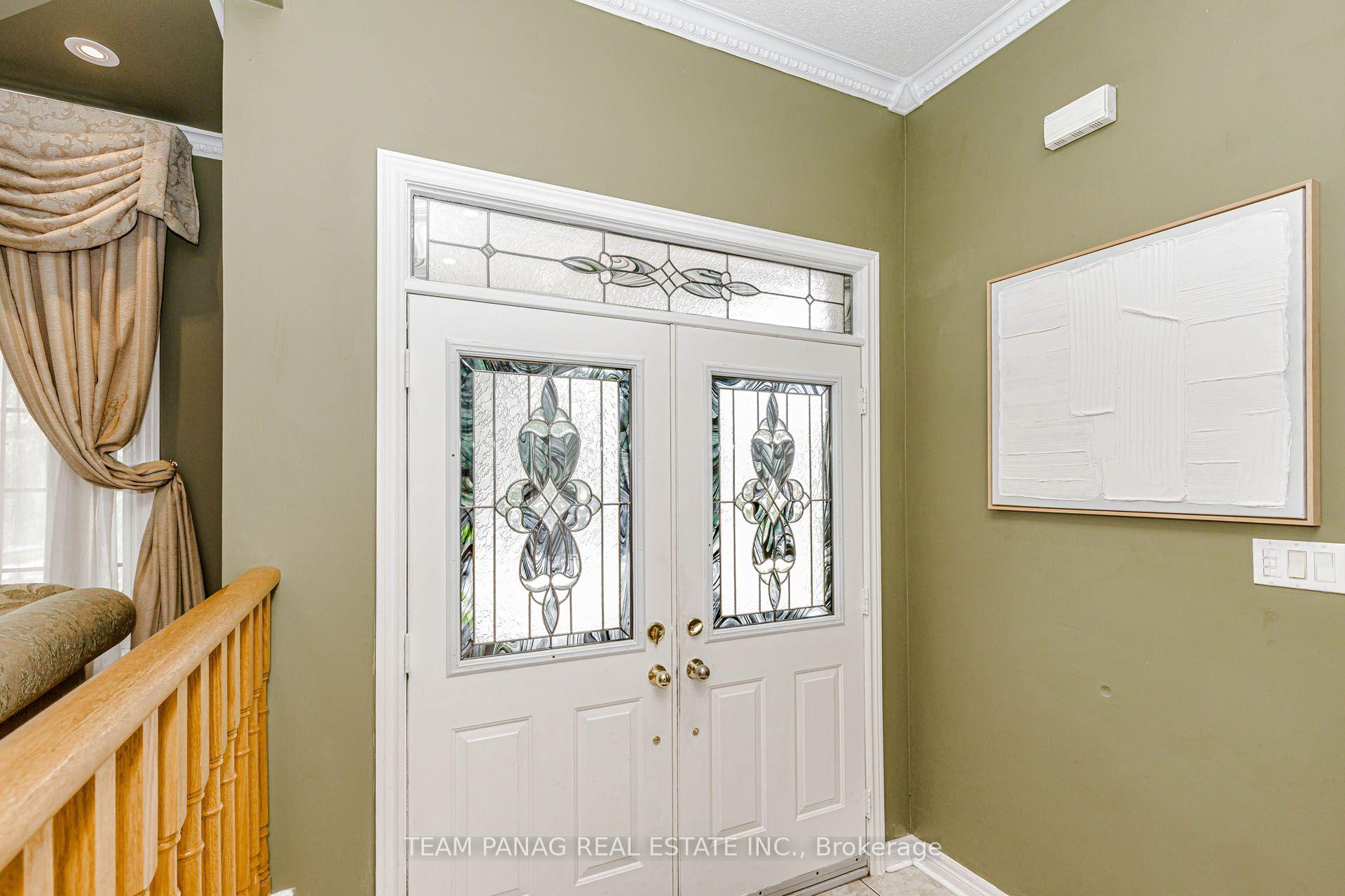 Photo 3 of 5 Summershade Street, Brampton, Bram East — HOMEH