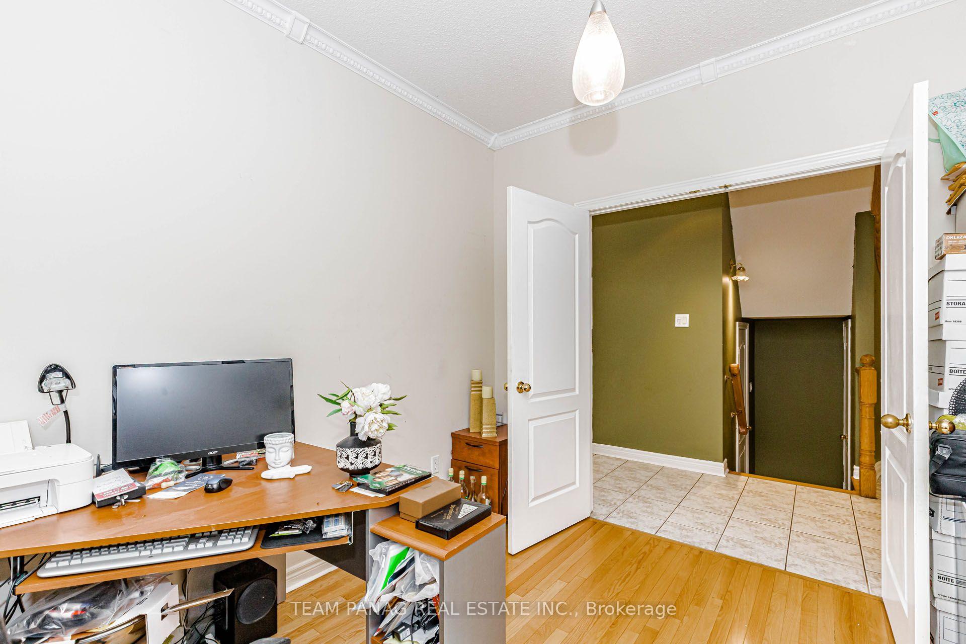 Photo 10 of 5 Summershade Street, Brampton, Bram East — HOMEH