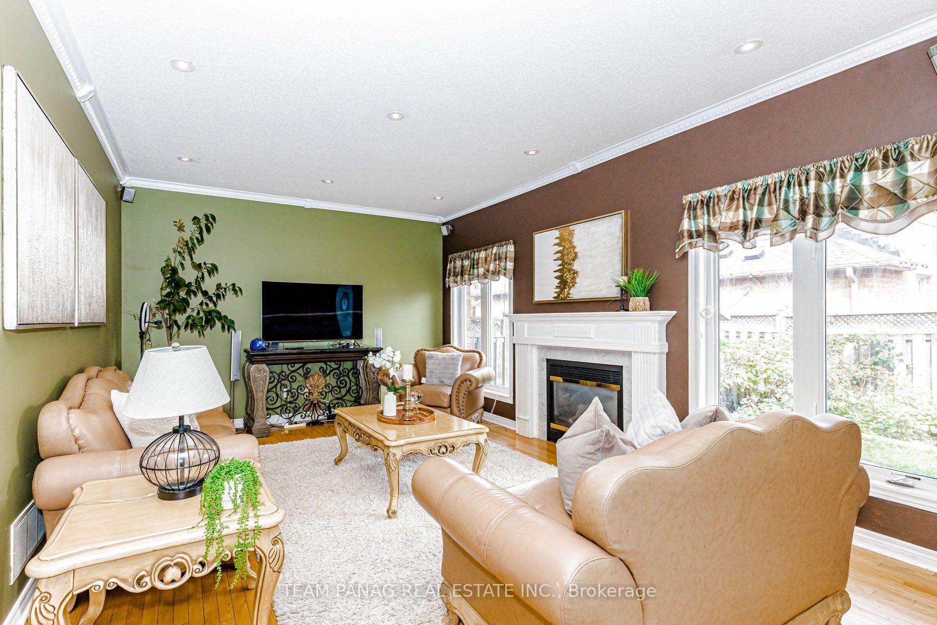 Photo 11 of 5 Summershade Street, Brampton, Bram East — HOMEH