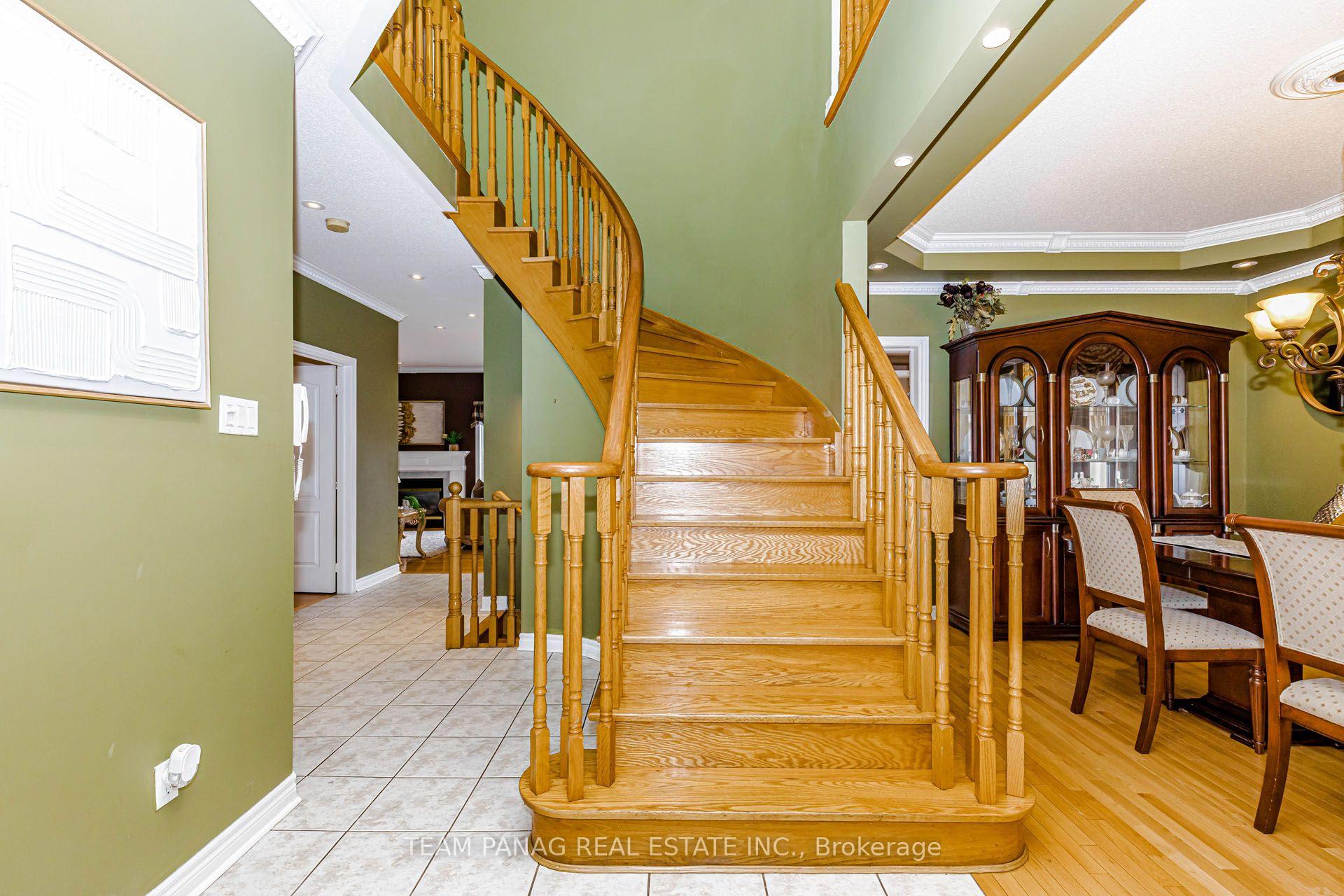 Photo 16 of 5 Summershade Street, Brampton, Bram East — HOMEH