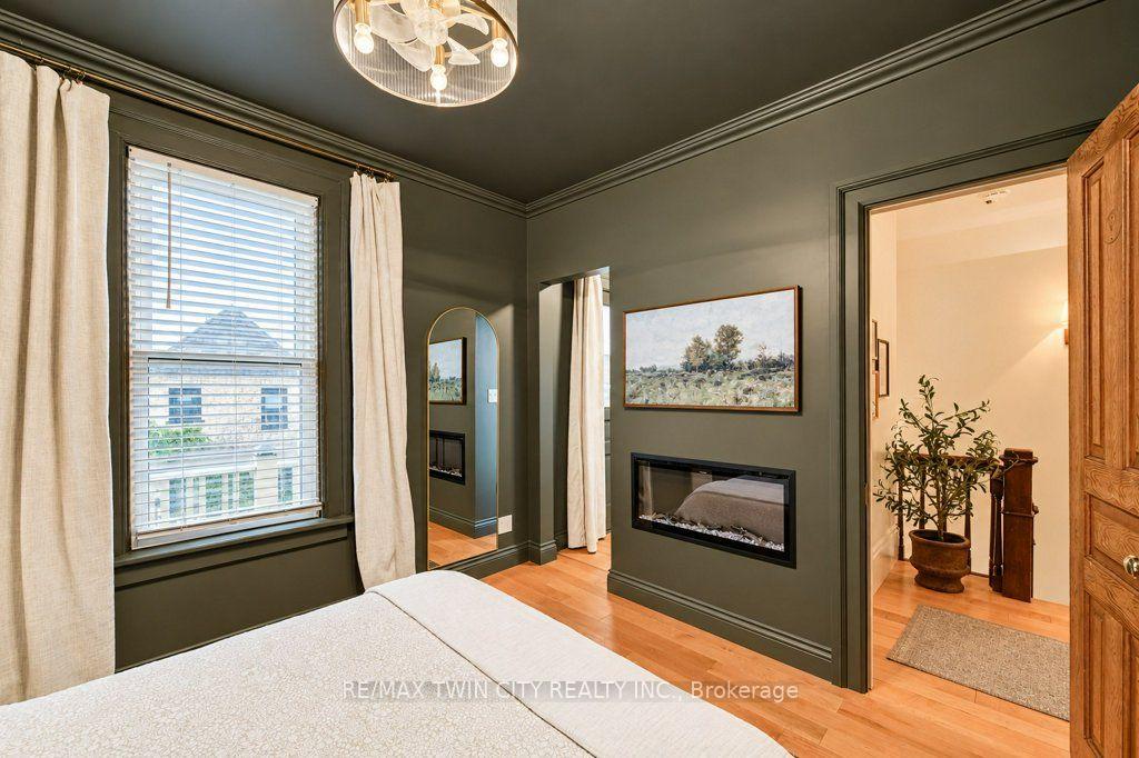 Photo 33 of 22 Whitney Place, Kitchener, Cedar Hill — HOMEH