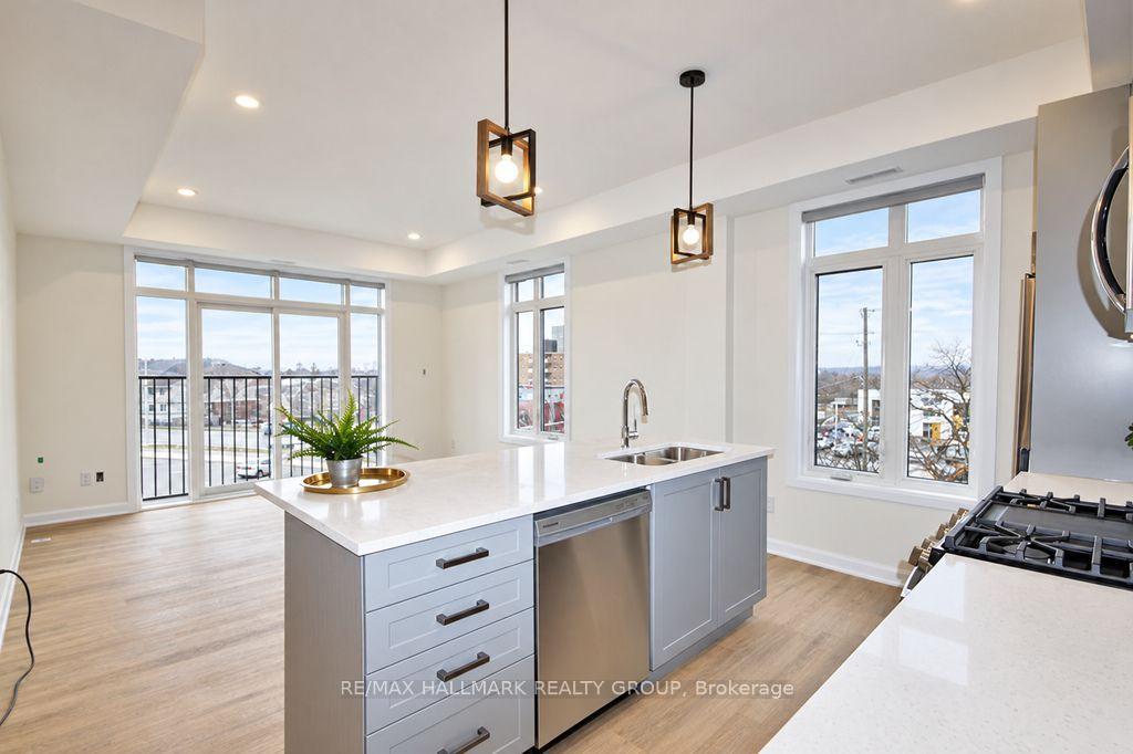 Photo 5 of Unit 301, 351 Croydon Avenue, Ottawa, Lincoln Heights — HOMEH