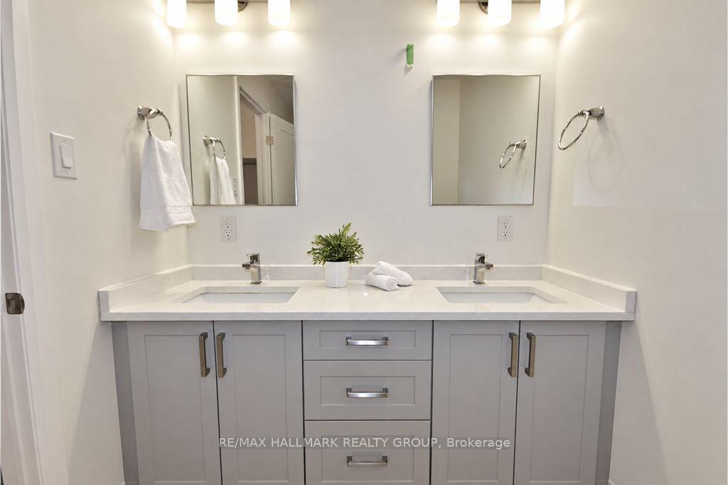 Photo 17 of Unit 301, 351 Croydon Avenue, Ottawa, Lincoln Heights — HOMEH