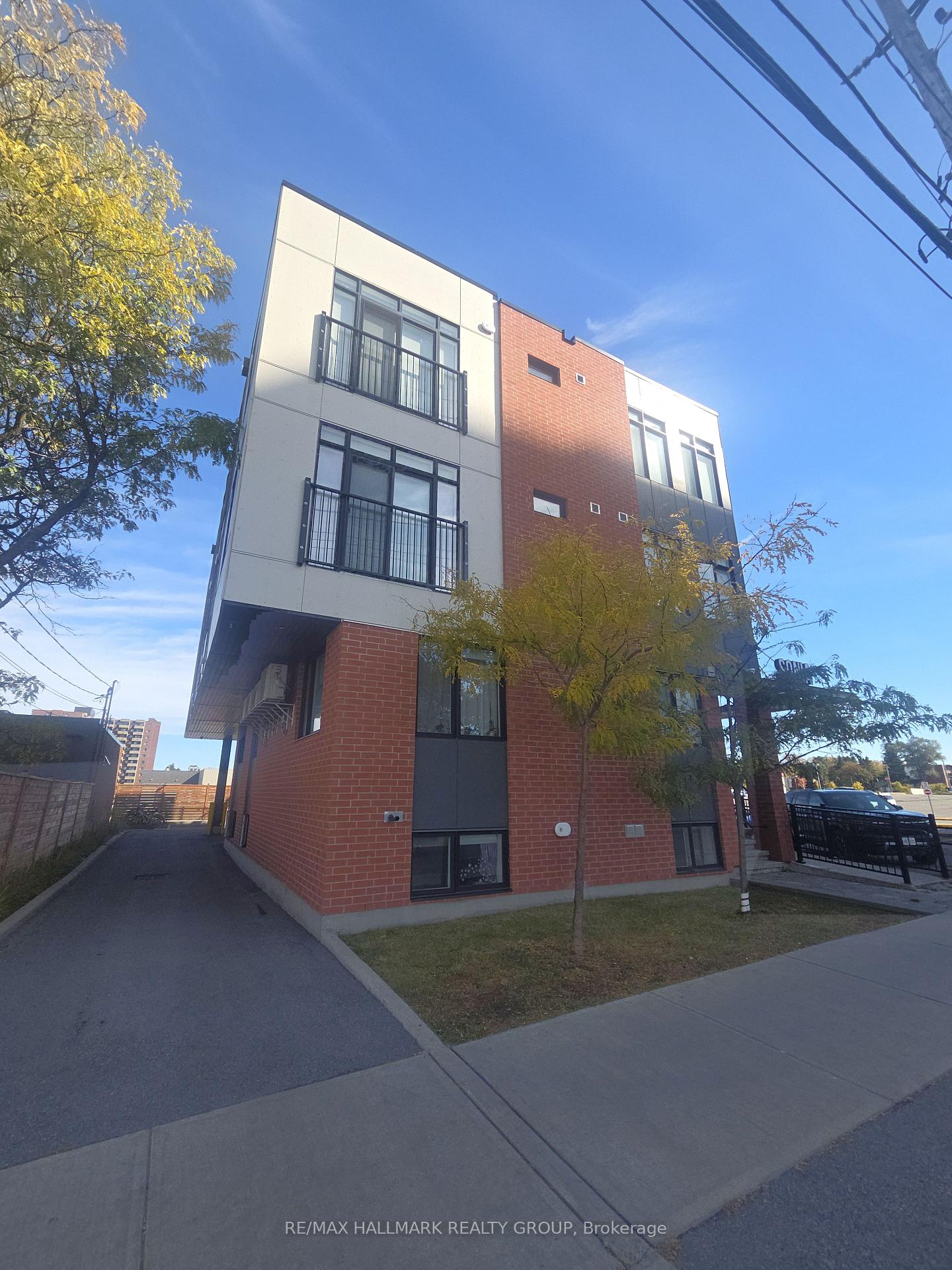 Photo 20 of Unit 301, 351 Croydon Avenue, Ottawa, Lincoln Heights — HOMEH