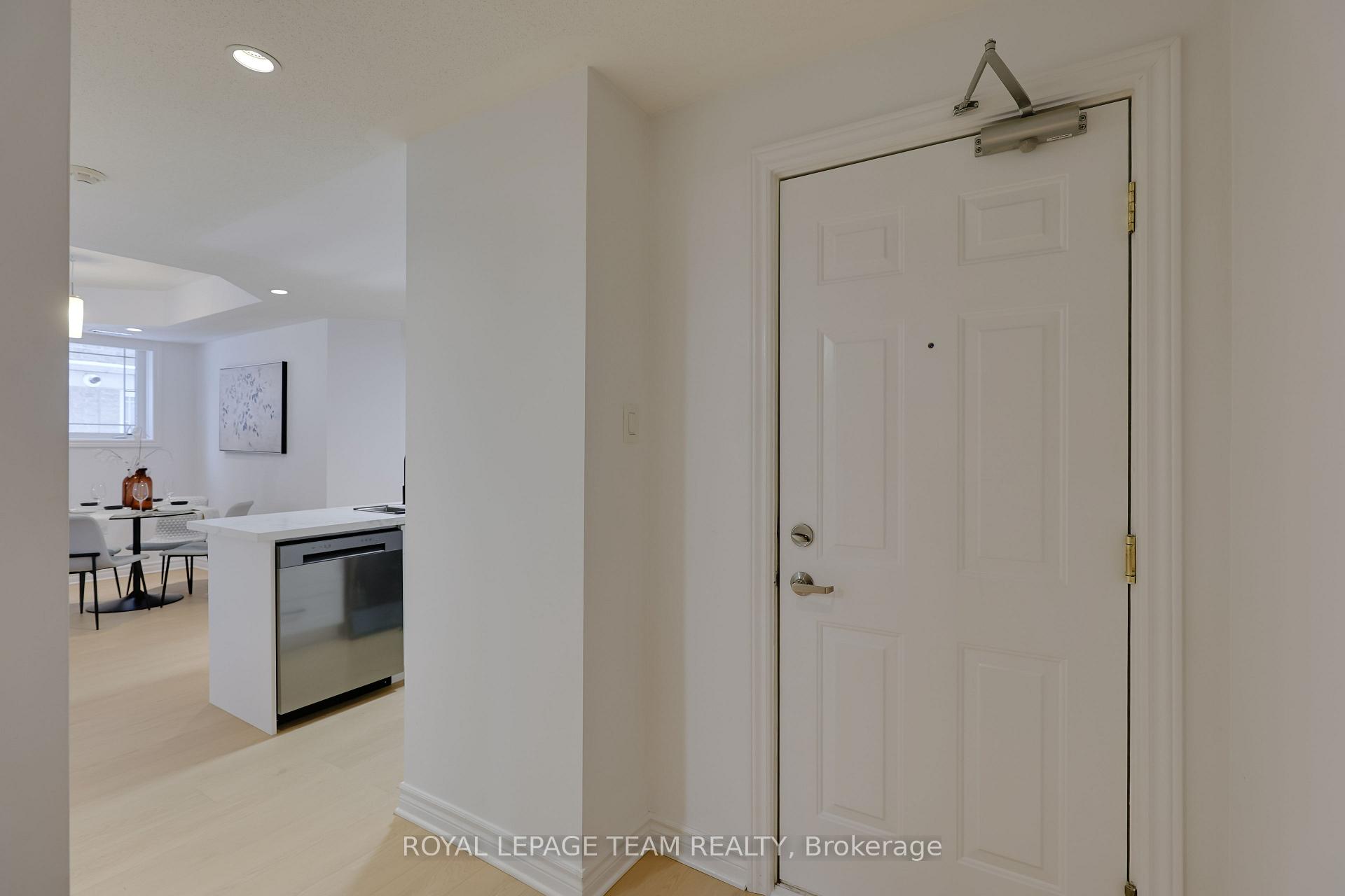 Photo 9 of Unit 2, 369 Paseo Private, Ottawa, Centrepointe — HOMEH