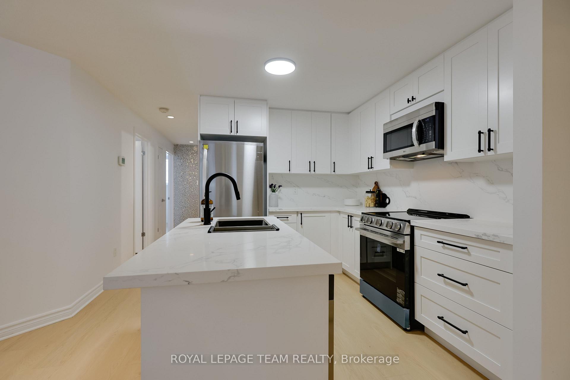 Photo 13 of Unit 2, 369 Paseo Private, Ottawa, Centrepointe — HOMEH