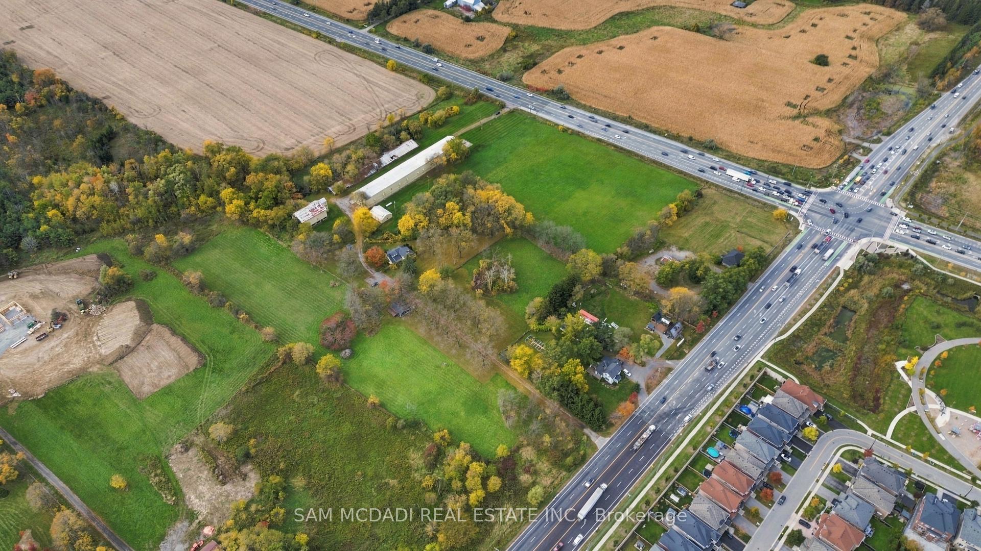 Photo 4 of 17422 Bathurst Street, King, Rural King — HOMEH
