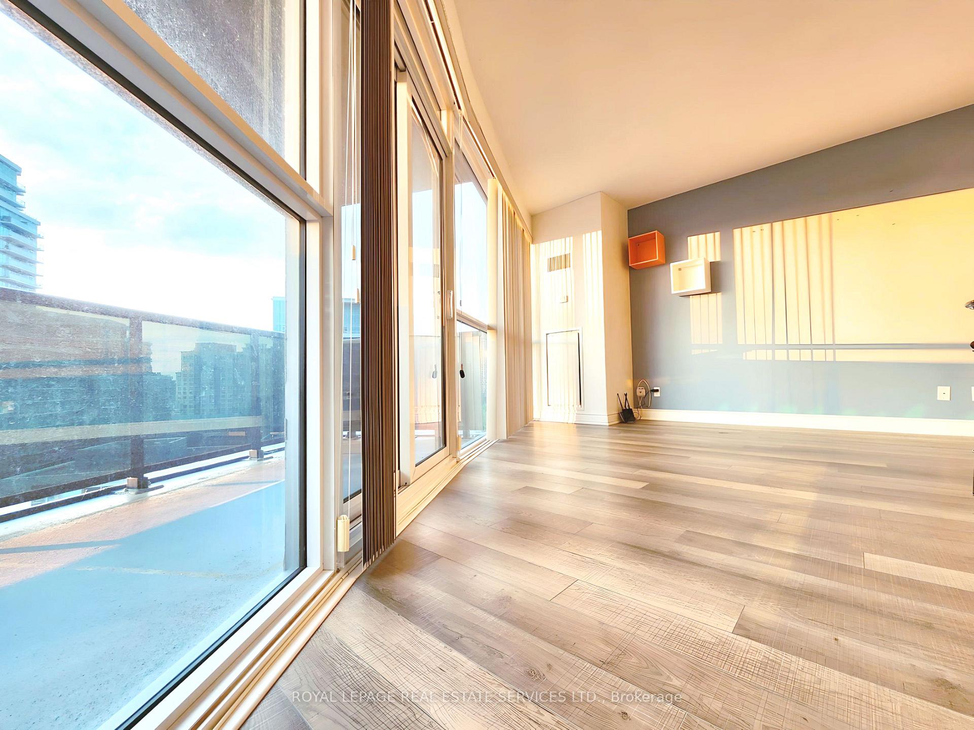 Photo 9 of Unit 908, 80 Marine Parade Drive, Etobicoke, Mimico — HOMEH
