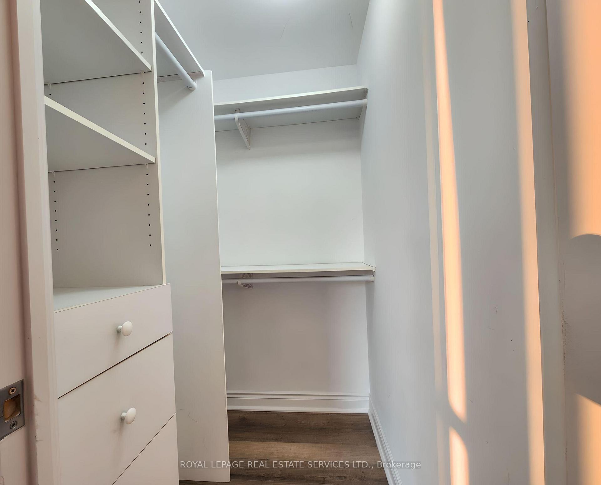 Photo 15 of Unit 908, 80 Marine Parade Drive, Etobicoke, Mimico — HOMEH