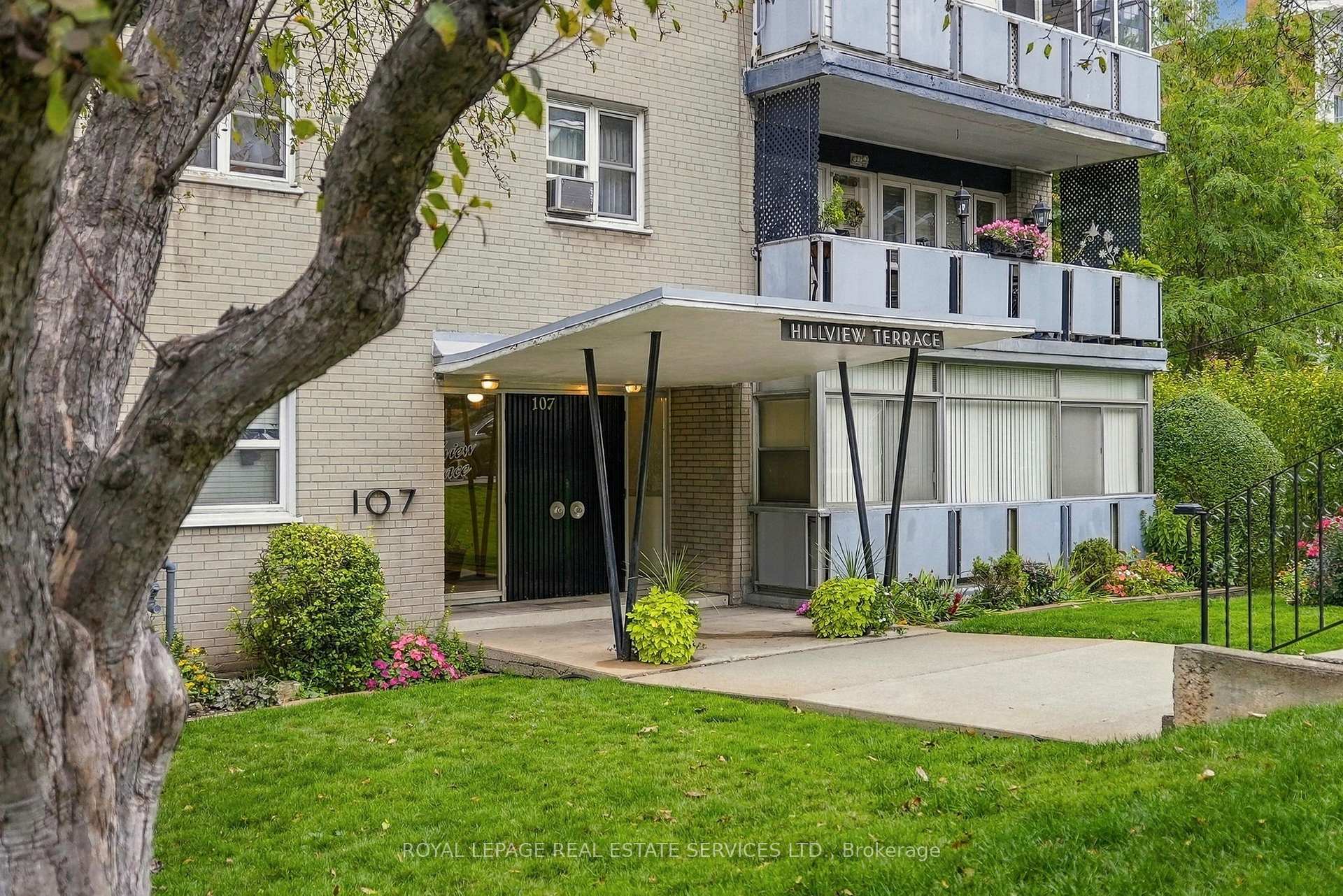 Photo 1 of Unit 208, 107 St. Joseph's Drive, Hamilton, Corktown — HOMEH
