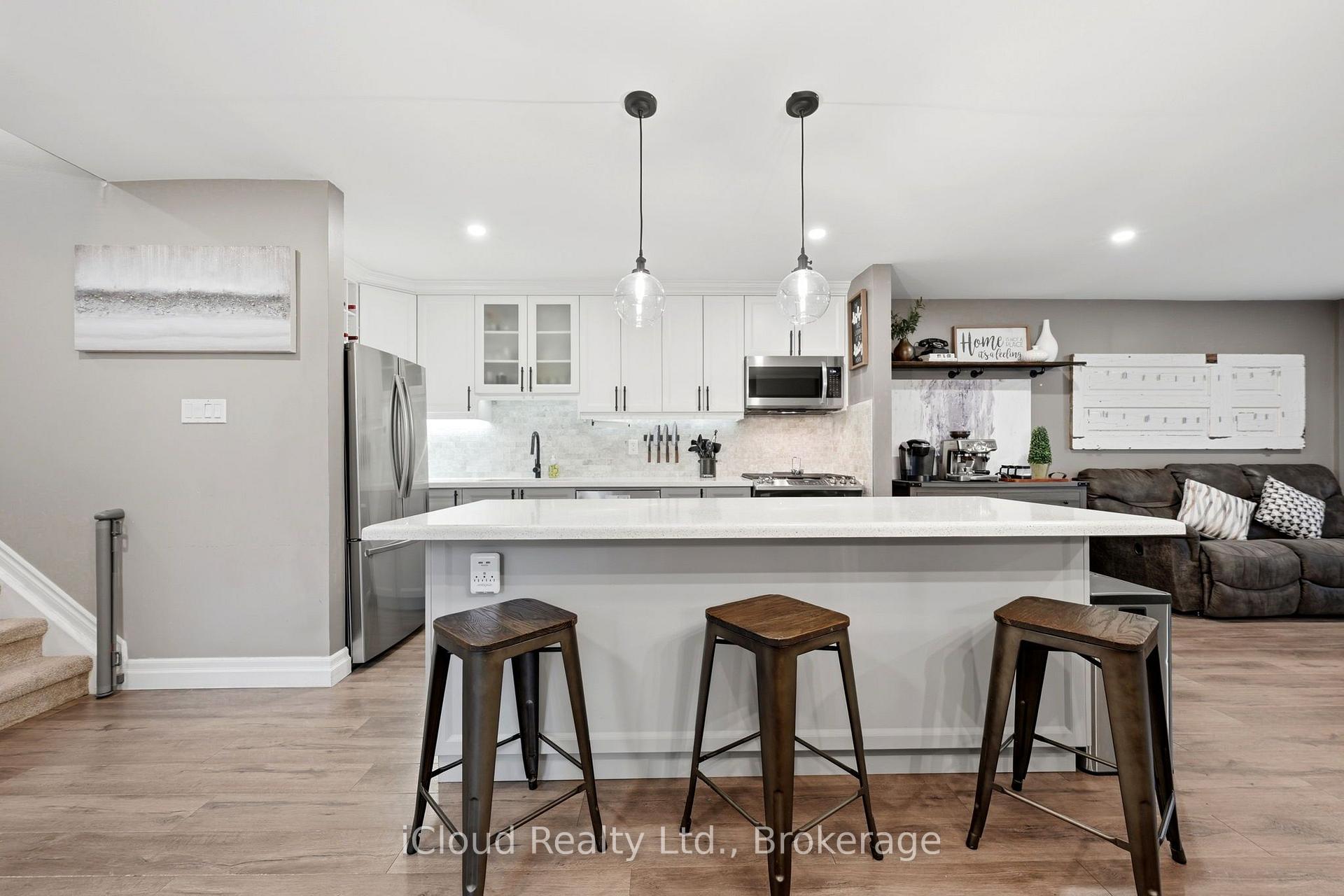 Photo 6 of 2324 Coldstream Drive, Burlington, Brant Hills — HOMEH