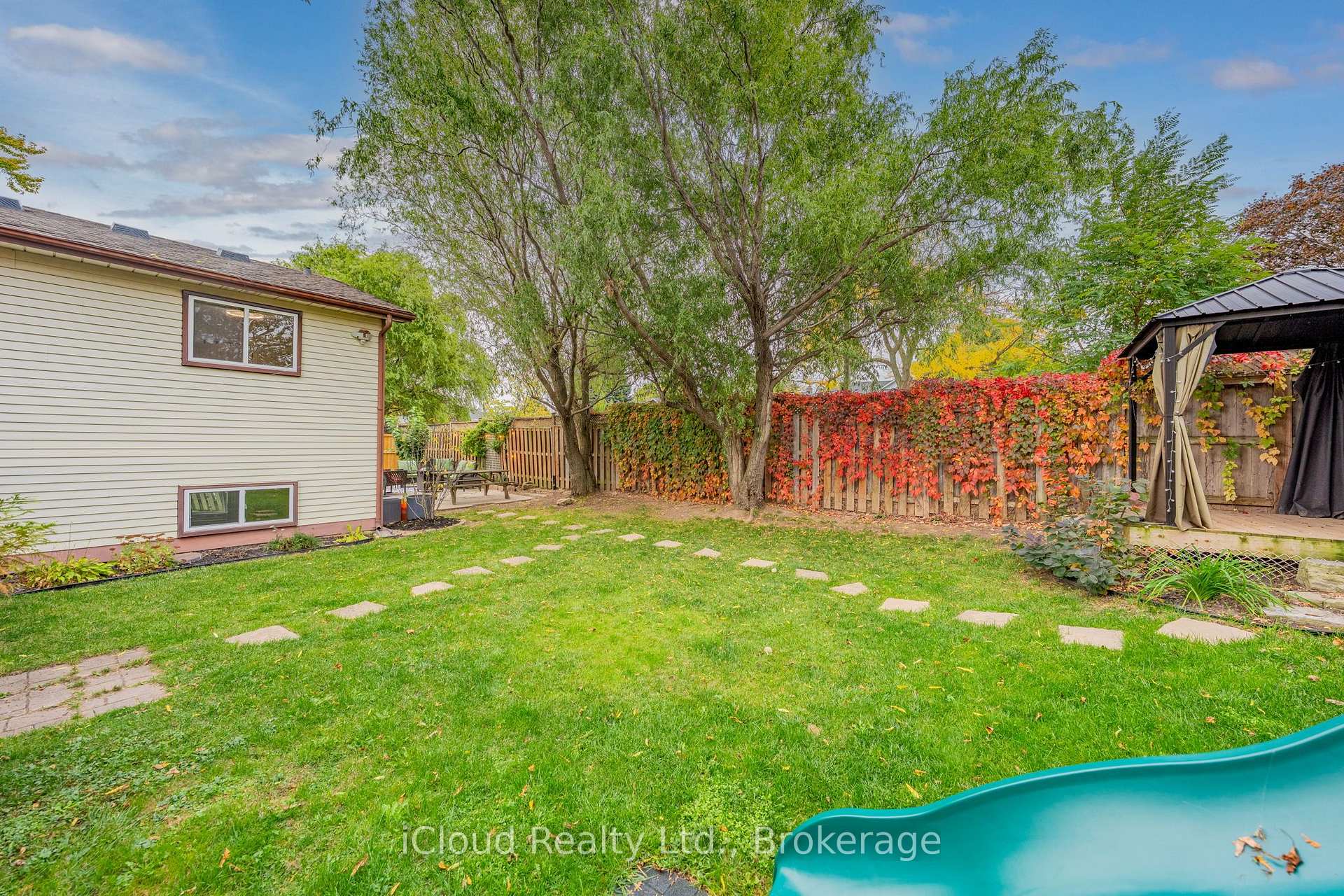 Photo 32 of 2324 Coldstream Drive, Burlington, Brant Hills — HOMEH