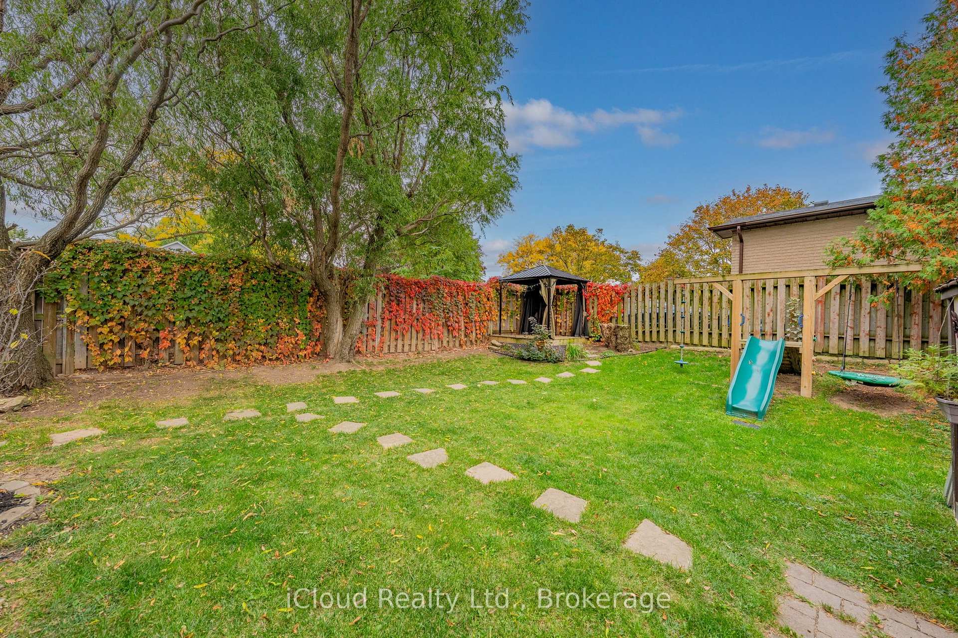Photo 33 of 2324 Coldstream Drive, Burlington, Brant Hills — HOMEH