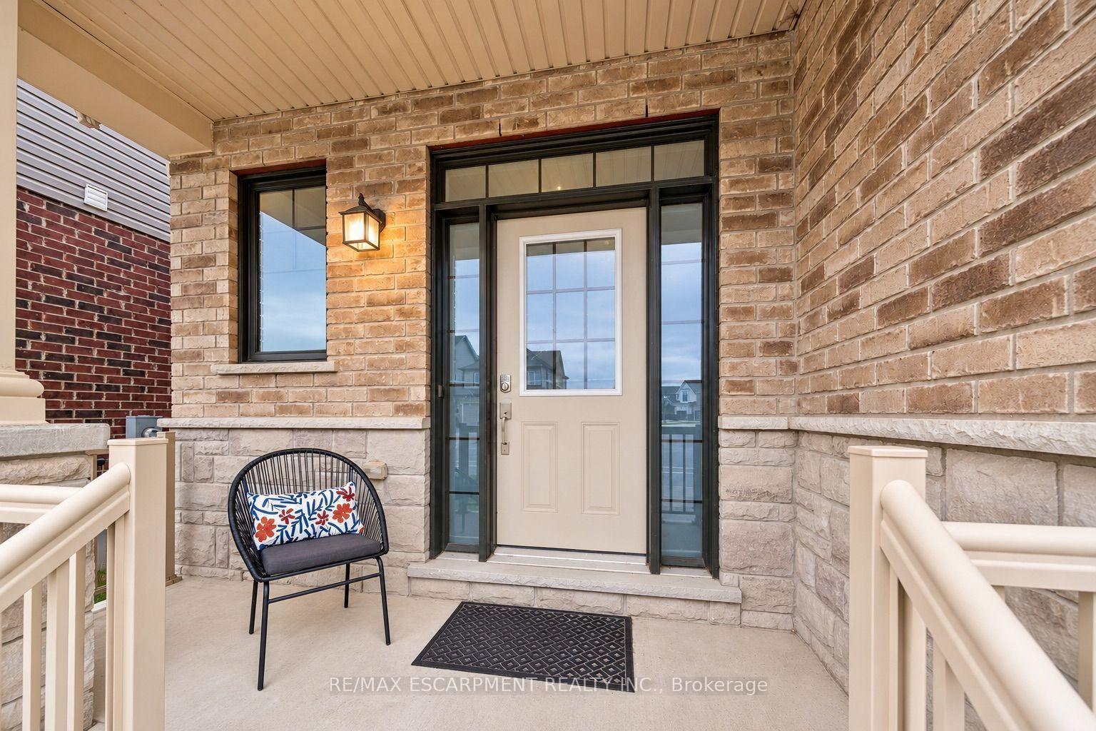 Photo 2 of 584 Blair Creek Drive, Kitchener, Doon South — HOMEH