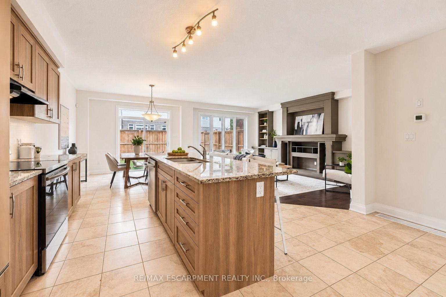 Photo 5 of 584 Blair Creek Drive, Kitchener, Doon South — HOMEH